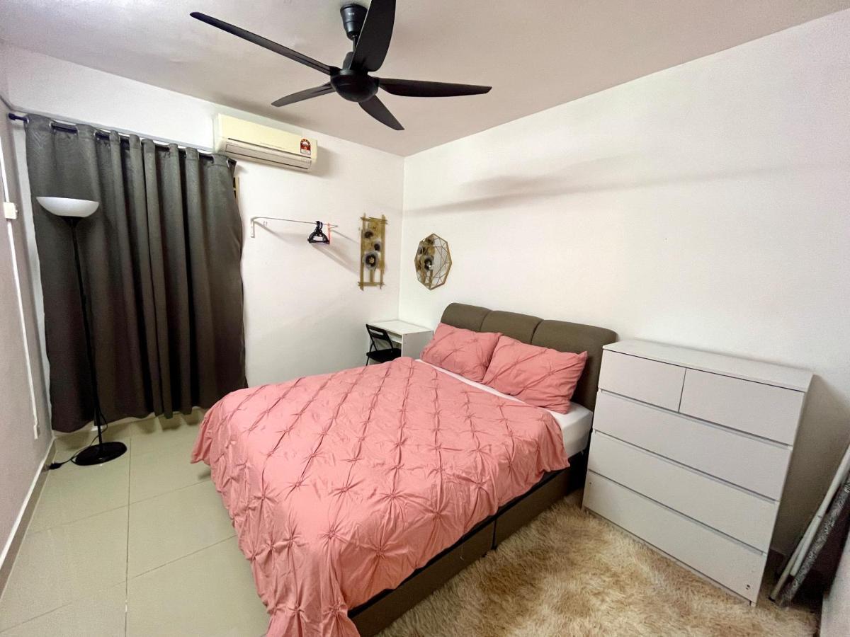 Naura Homestay Selangor Kuala Lumpur Batu Caves Dış mekan fotoğraf